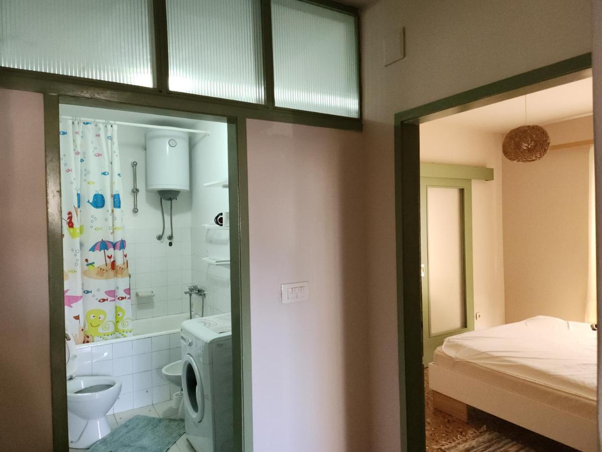 Tiho'S Apartments Сплит Екстериор снимка