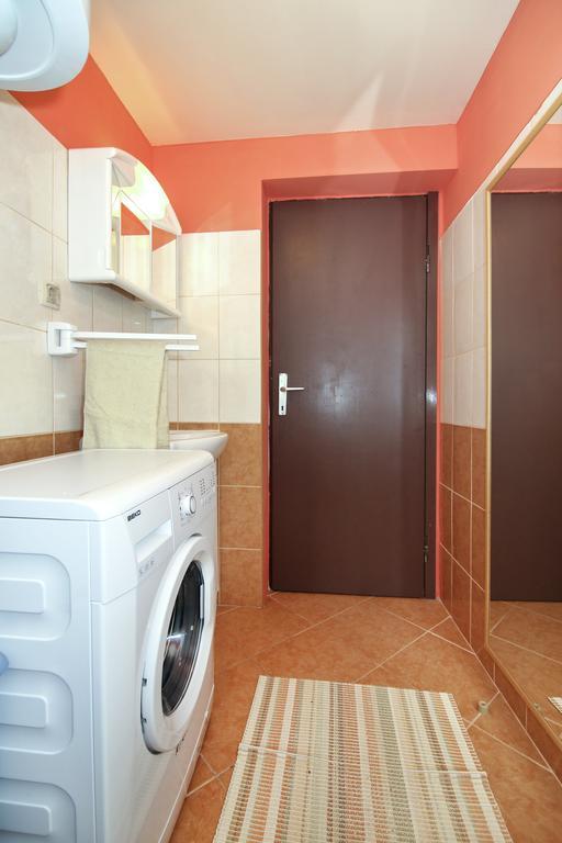 Tiho'S Apartments Сплит Екстериор снимка