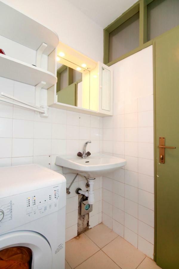 Tiho'S Apartments Сплит Екстериор снимка