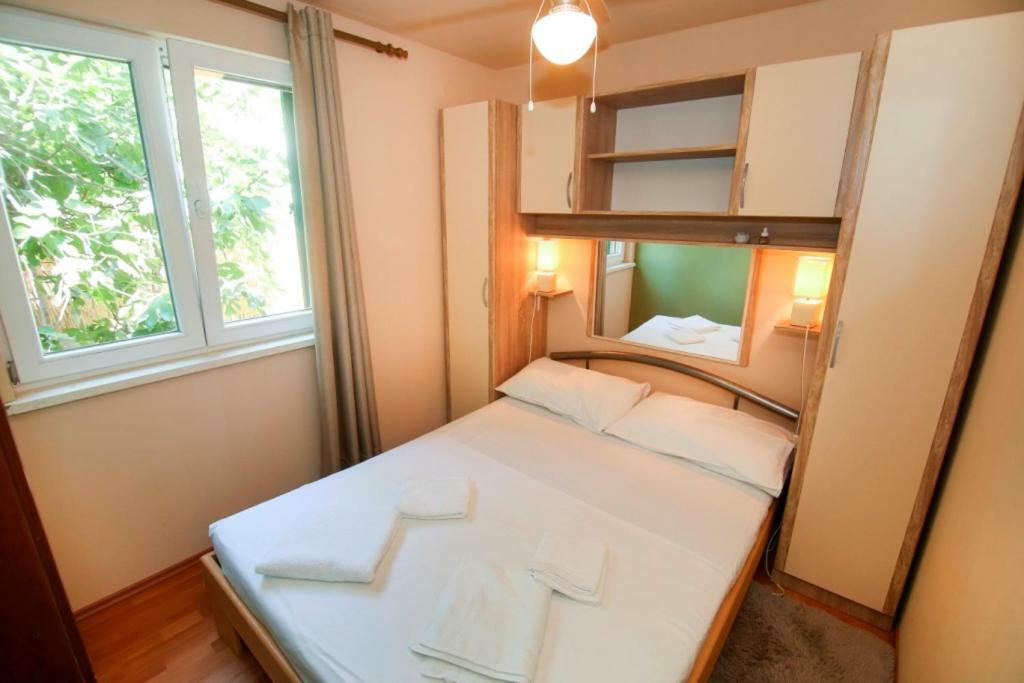 Tiho'S Apartments Сплит Екстериор снимка