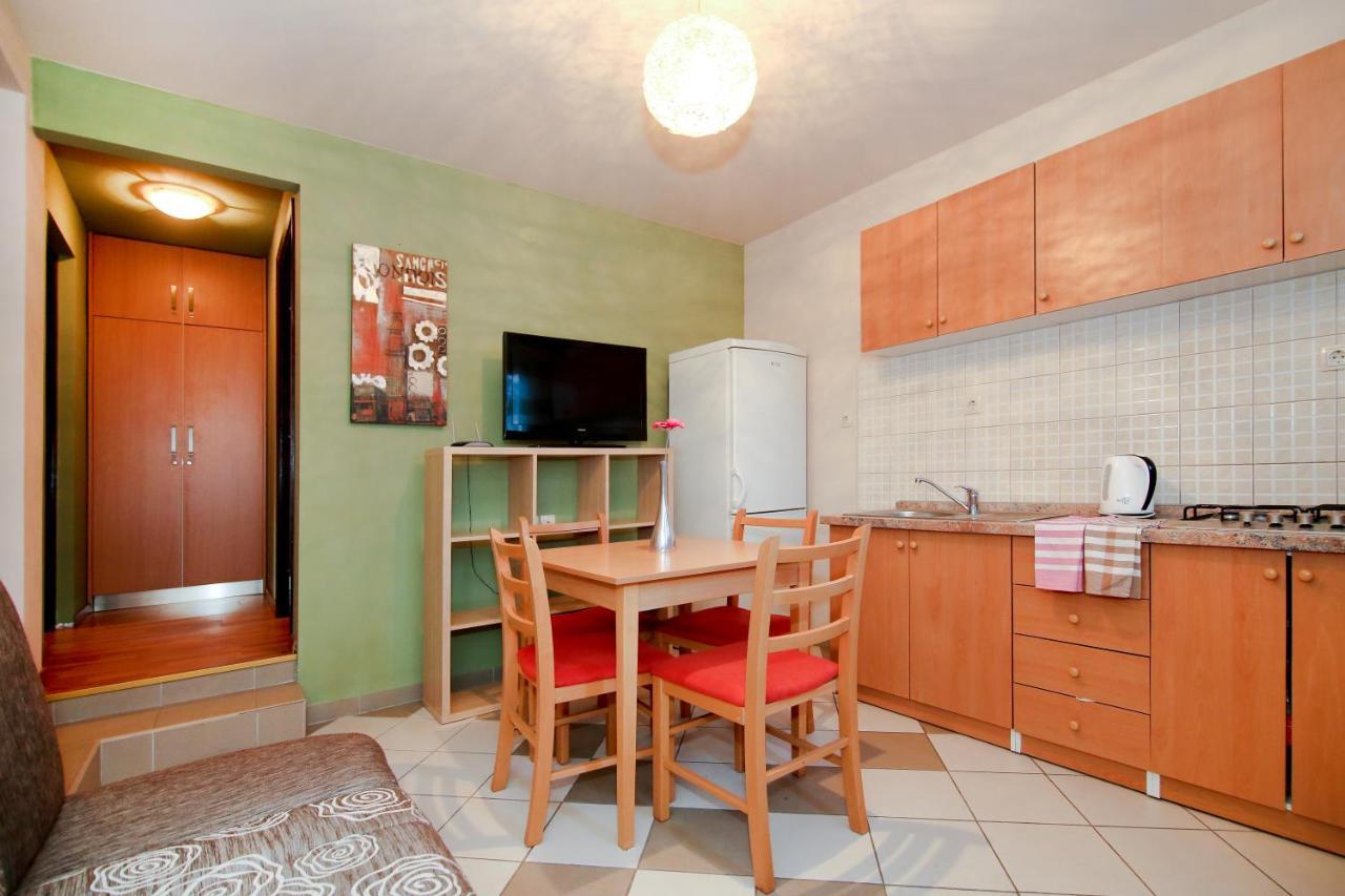 Tiho'S Apartments Сплит Екстериор снимка